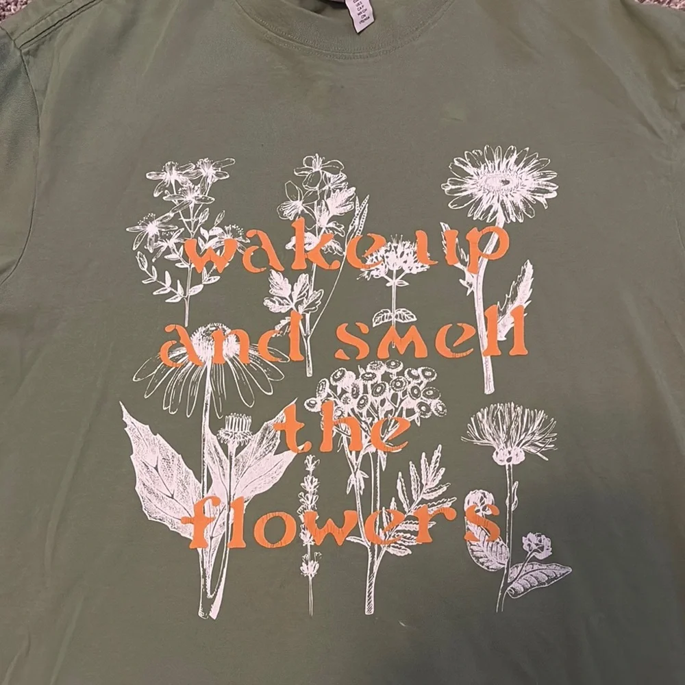 H&M “Wake Up and Smell the Flowers” Tee - Picture 3 of 5